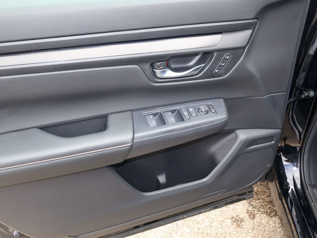 Used 2025 Honda CR-V Sport-L image 17