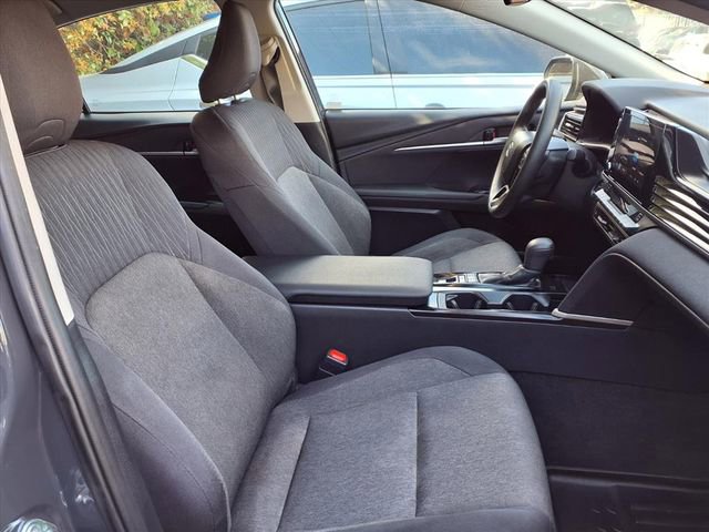 Used 2025 Toyota Camry LE FWD image 26