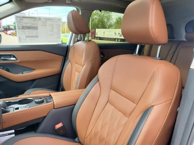 New 2026 Nissan Rogue Platinum image 24
