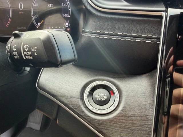 Used 2023 Jeep Grand Cherokee Limited image 28