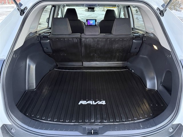 Used 2024 Toyota RAV4 LE image 16