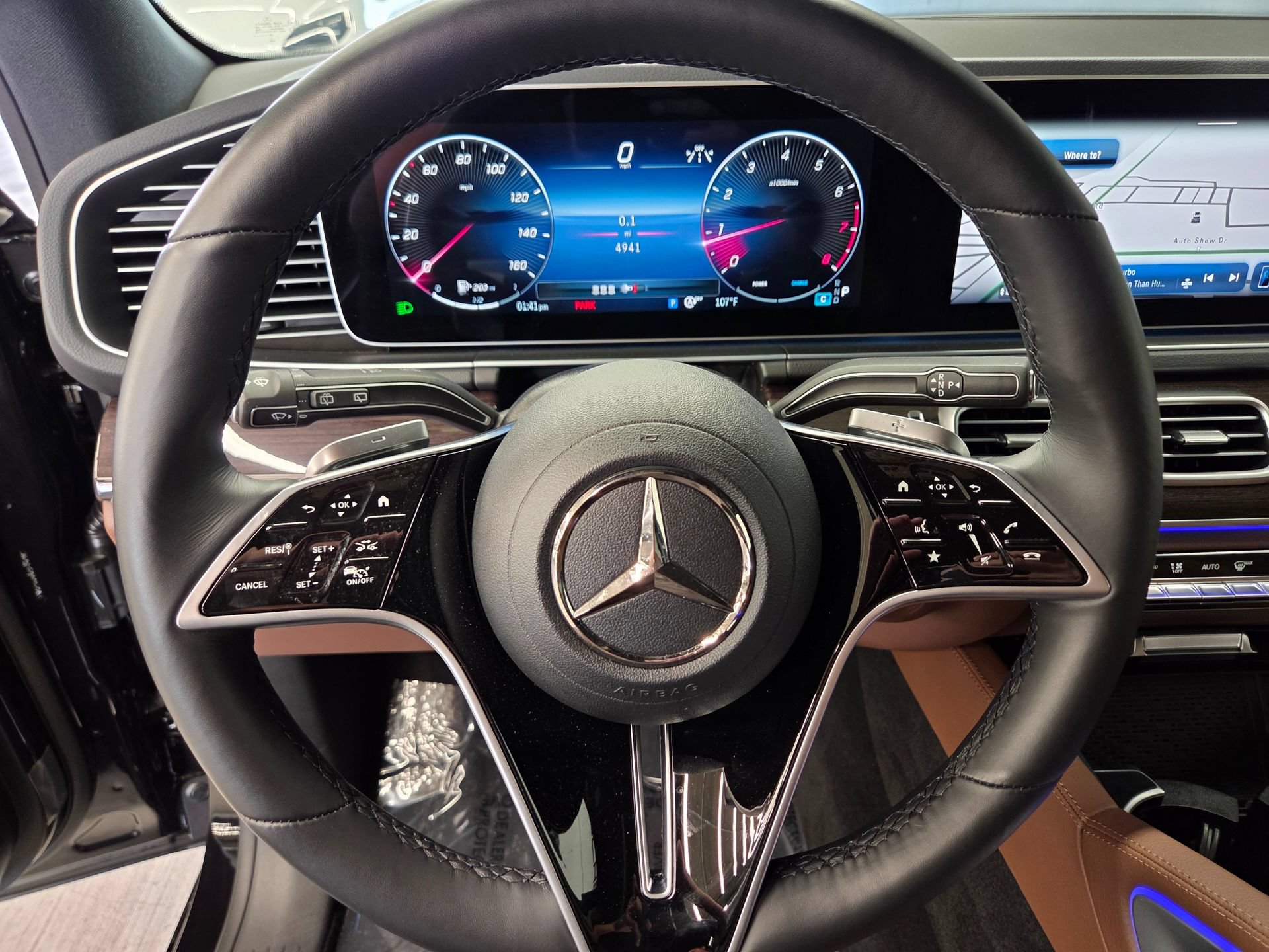 Used 2026 Mercedes-Benz GLE 450 4MATIC w/ Driver Assistance Package image 17