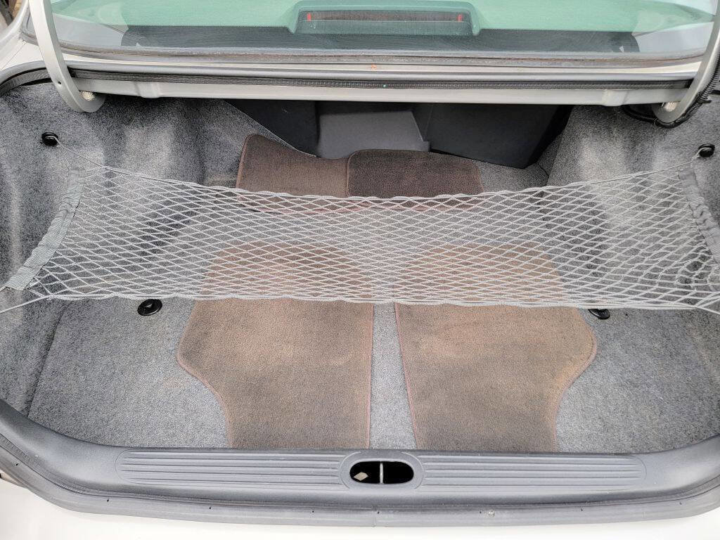 Used 2005 Buick Le Sabre Custom image 28