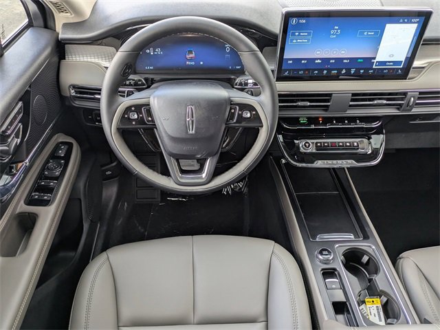 New 2026 Lincoln Corsair Premiere image 15