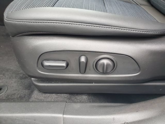 Used 2025 Buick Envista Preferred w/ Convenience I Package FWD image 22