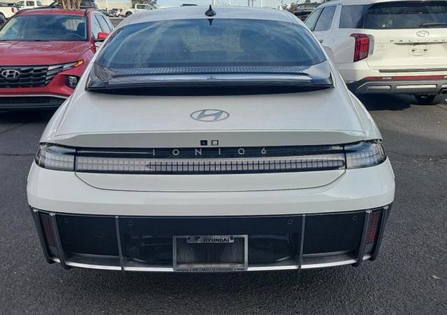 Used 2024 Hyundai Ioniq 6 Limited image 8