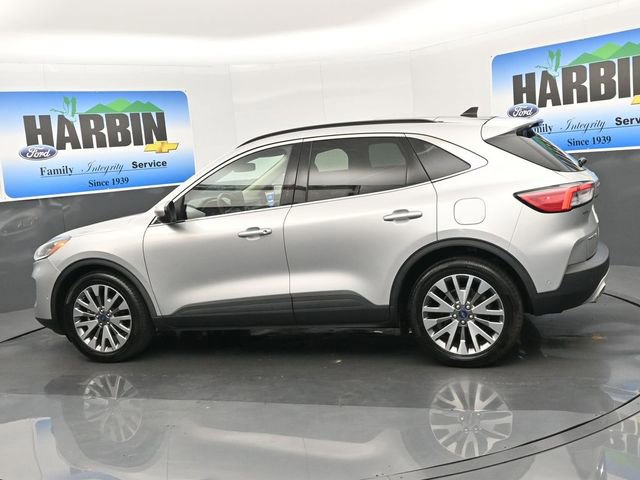 Used 2020 Ford Escape Titanium w/ Titanium Premium Package 2.0 image 3