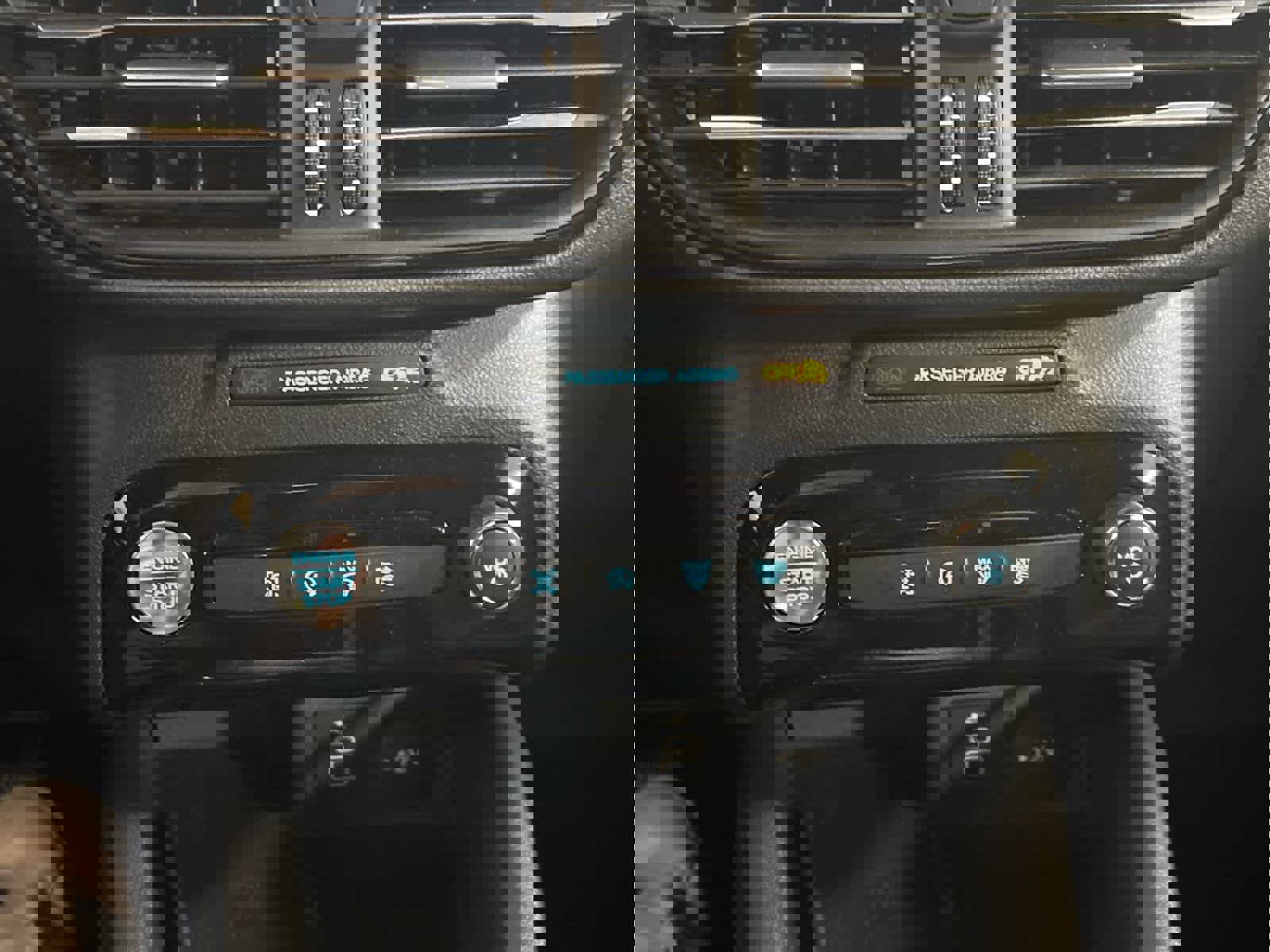 New 2025 Ford Escape ST-Line Elite image 24