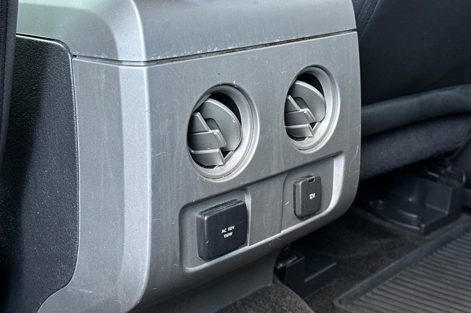 Used 2014 Ford F150 Lariat w/ Equipment Group 501A Mid image 41