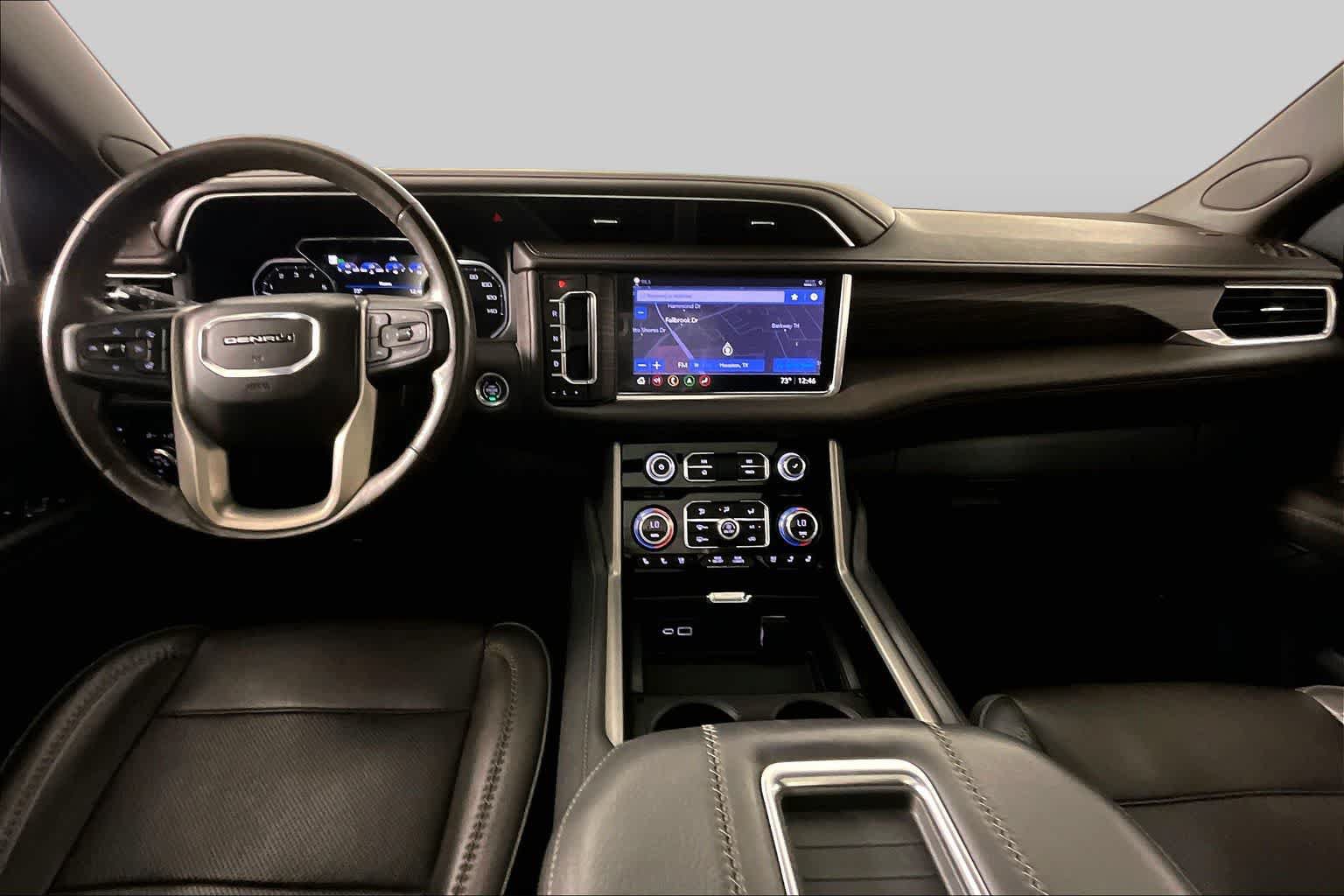 Used 2021 GMC Yukon Denali w/ Denali Premium Package AWD/4WD image 43