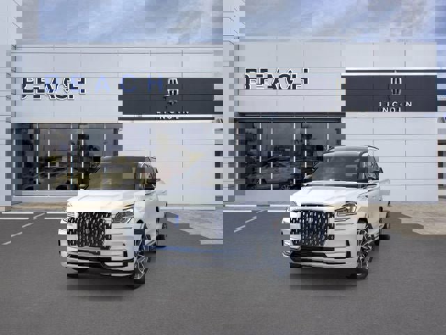 New 2026 Lincoln Corsair Grand Touring image 3