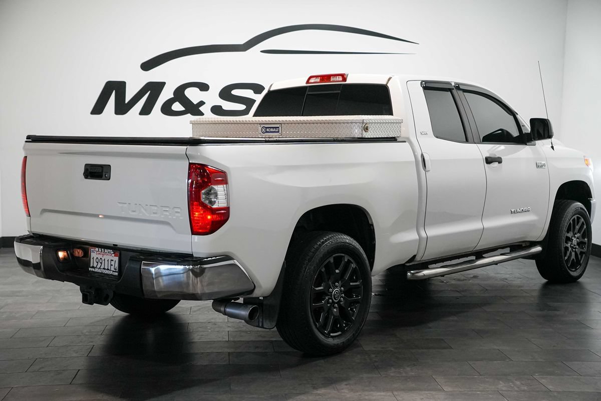 Used 2016 Toyota Tundra SR5 w/ SR5 Upgrade Package RWD image 5