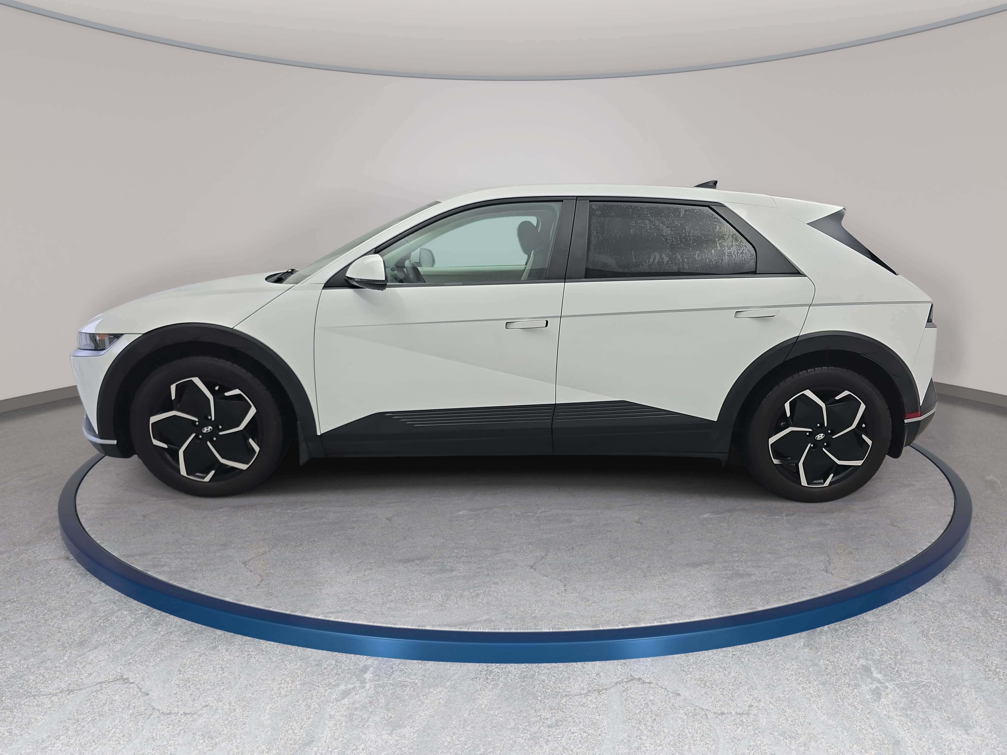 Used 2023 Hyundai Ioniq 5 SEL AWD/4WD image 8