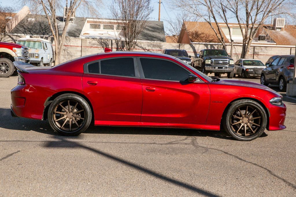Used 2020 Dodge Charger R/T w/ Blacktop Package image 4