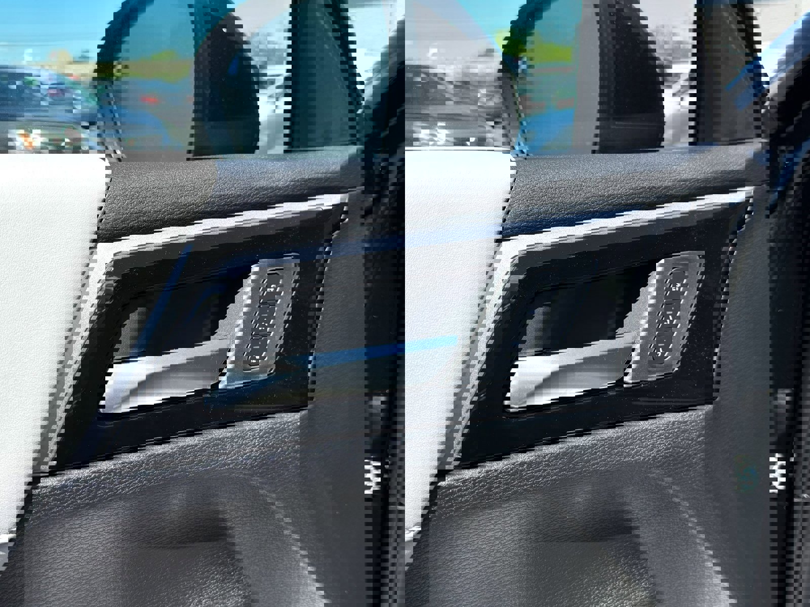 New 2025 Mitsubishi Outlander AWD image 22