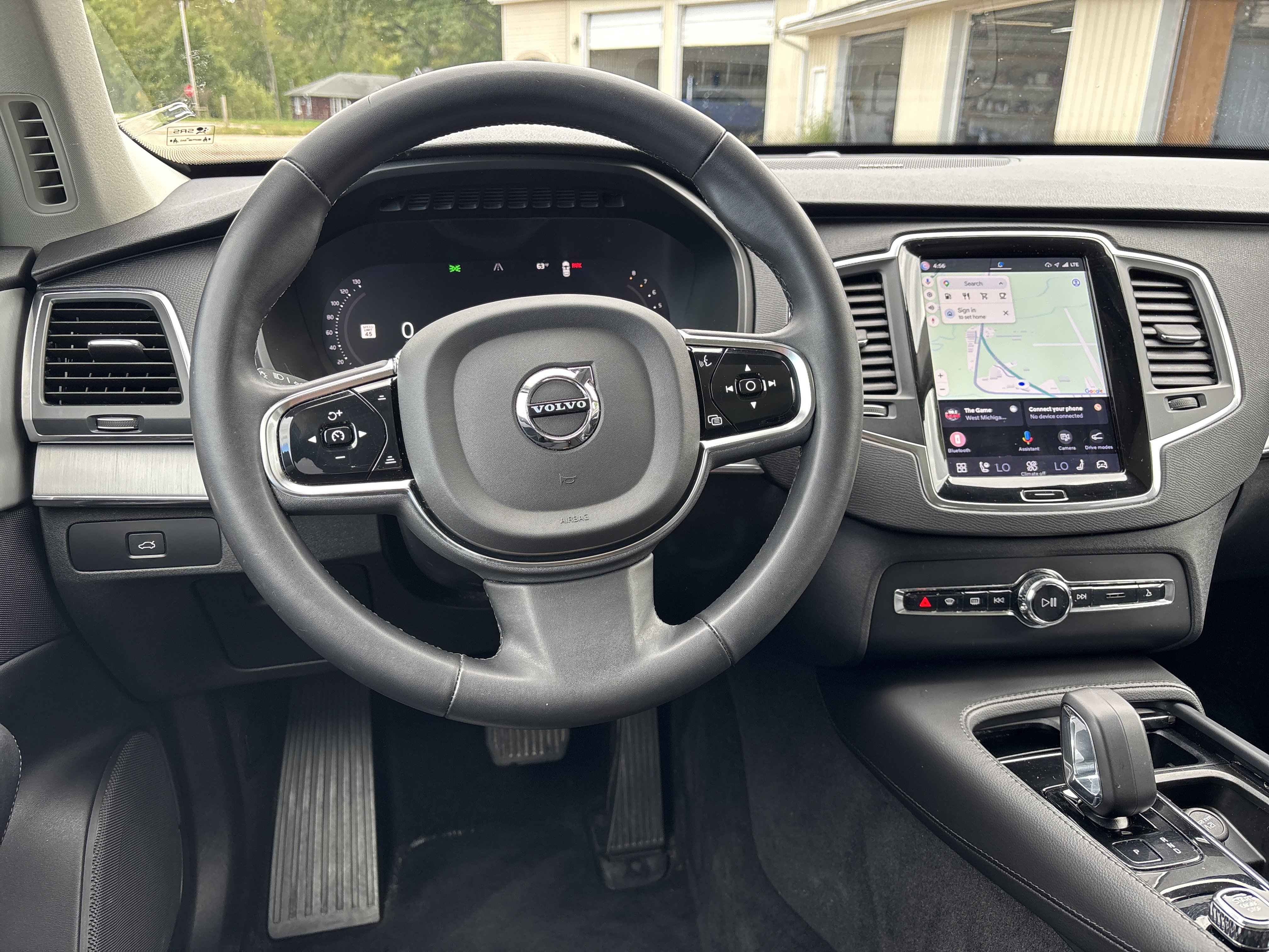 Used 2023 Volvo XC90 B5 Core AWD/4WD image 18