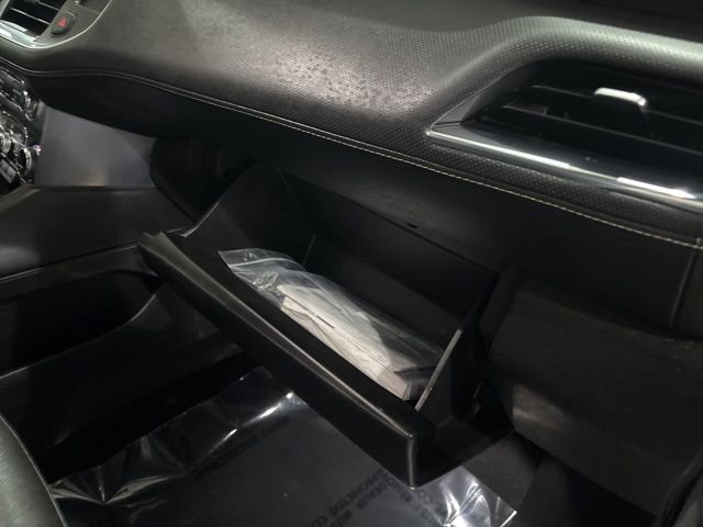 Used 2021 GMC Yukon SLT w/ SLT Premium Package image 39