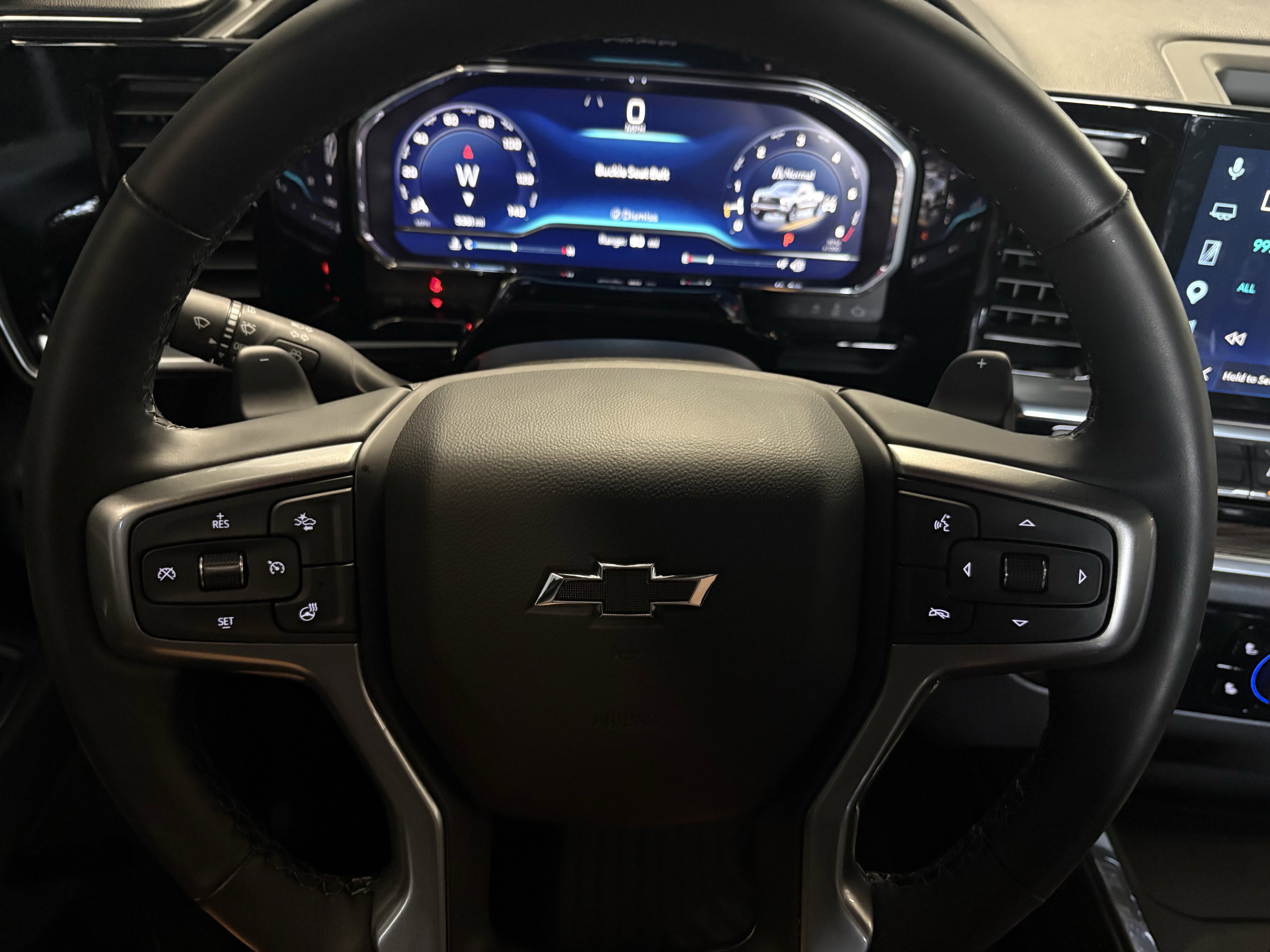Used 2025 Chevrolet Silverado 1500 LT Trail Boss w/ Convenience Package II AWD/4WD image 23