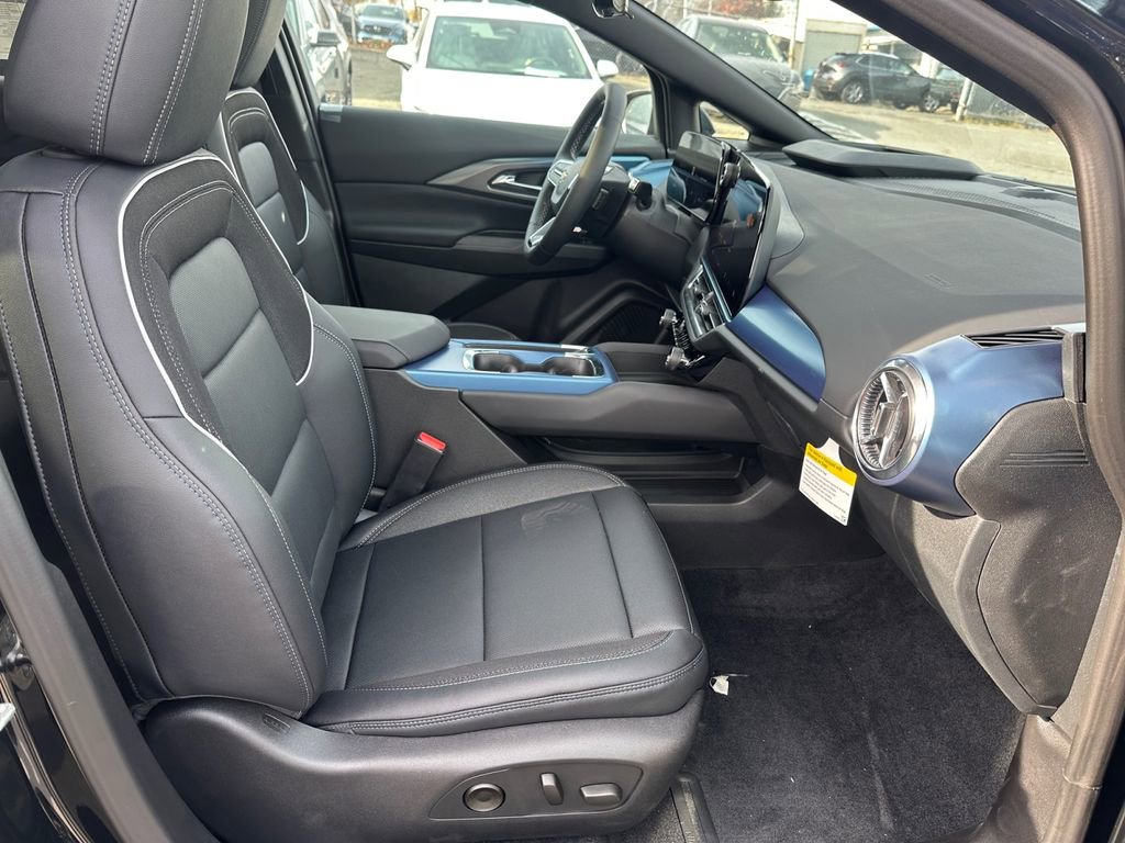 New 2026 Chevrolet Equinox EV LT image 23