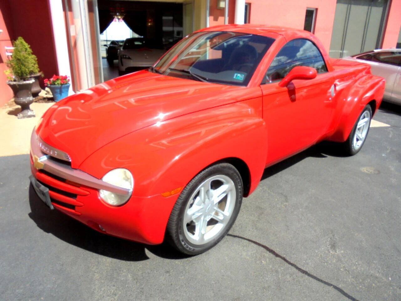 Used 2005 Chevrolet SSR w/ Preferred Equipment Group RWD image 37