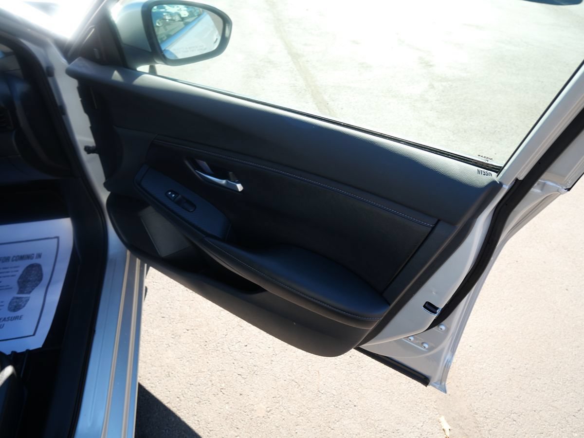 Used 2021 Nissan Sentra S FWD image 30