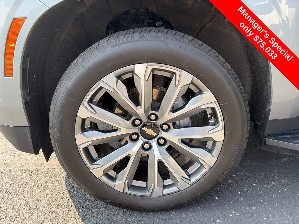 Used 2025 Chevrolet Tahoe High Country AWD/4WD image 28