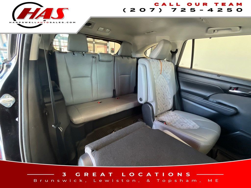 Used 2022 Toyota Highlander Bronze Edition image 14