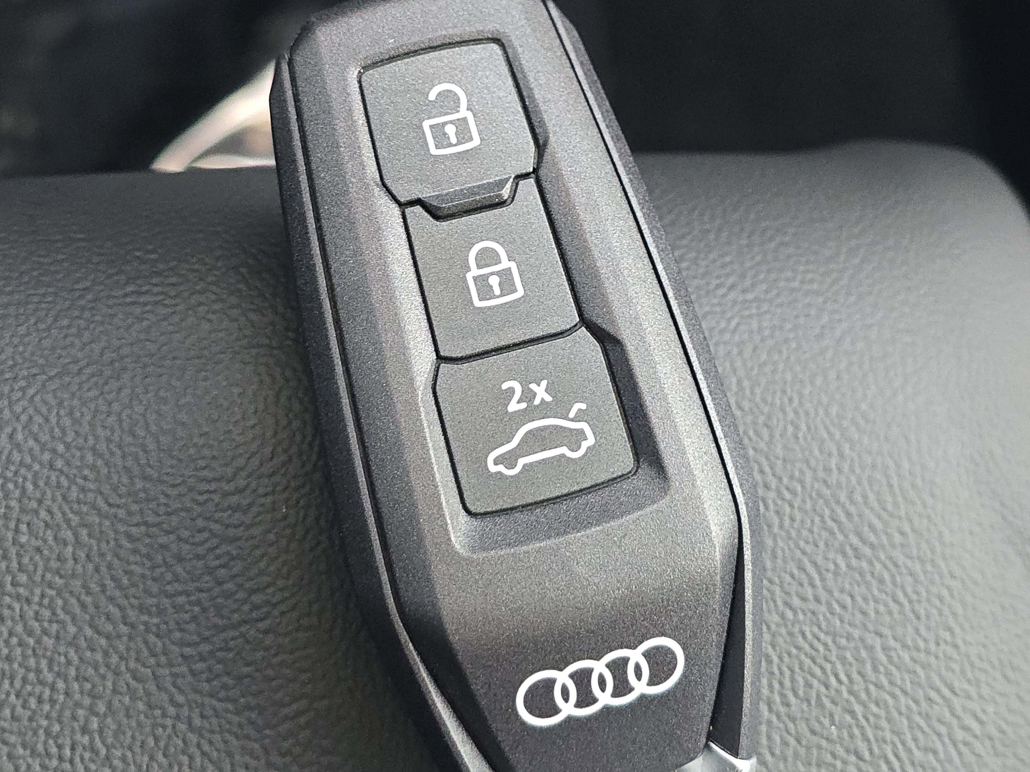 New 2025 Audi Q5 Premium Plus image 28