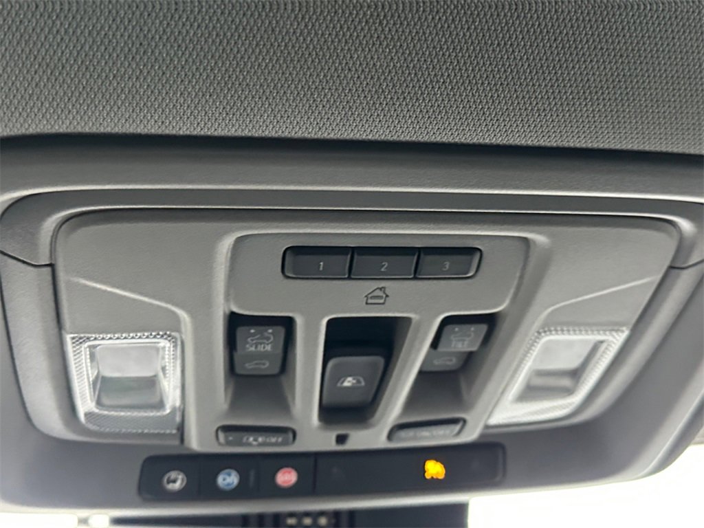 Used 2025 GMC Sierra 2500 Denali image 21