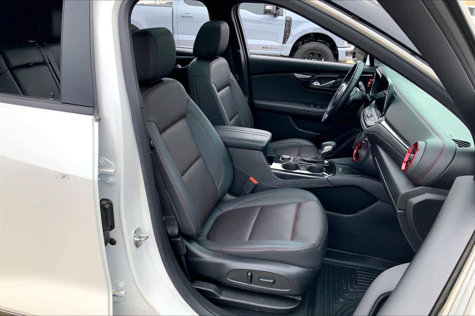 Used 2023 Chevrolet Blazer RS w/ Driver Confidence II Package FWD image 16