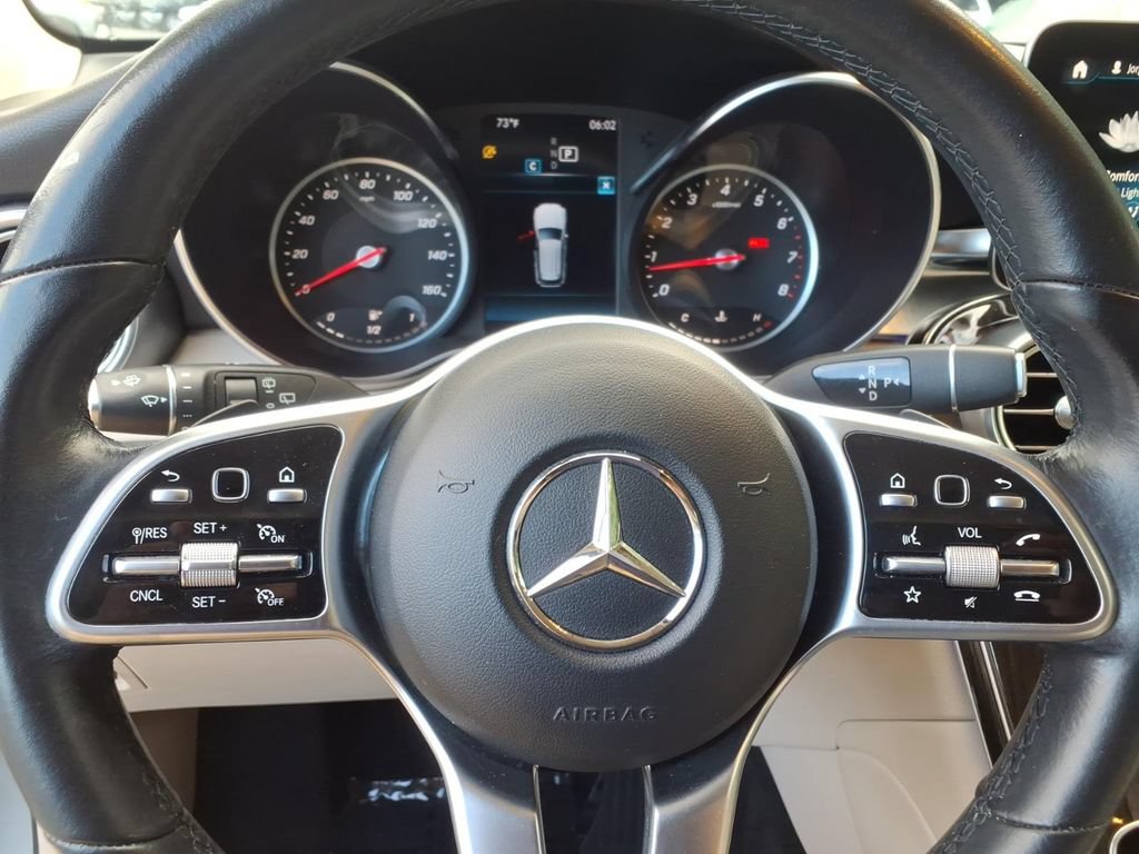 Used 2022 Mercedes-Benz GLC 300 image 27