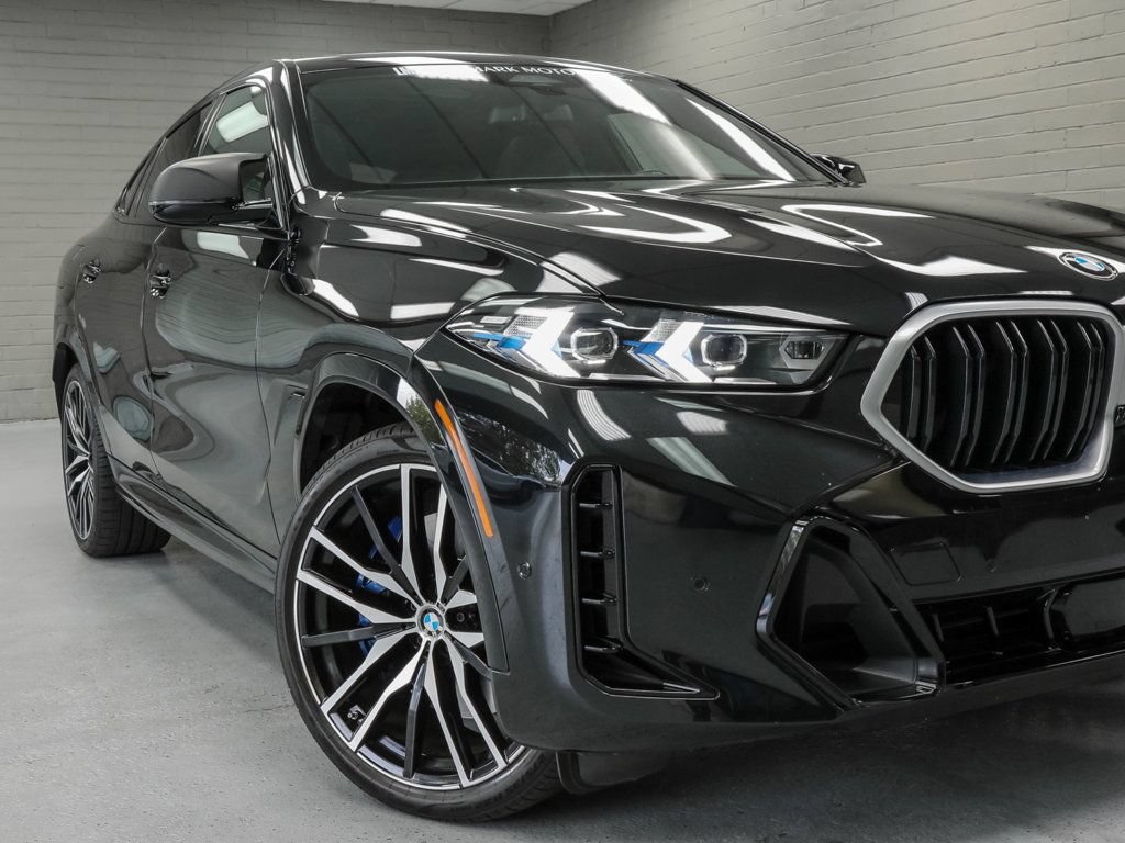 Used 2024 BMW X6 M60i AWD/4WD image 7