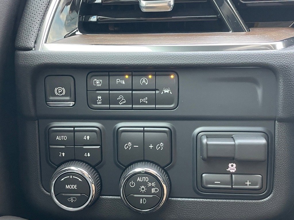 New 2026 Chevrolet Tahoe High Country image 18