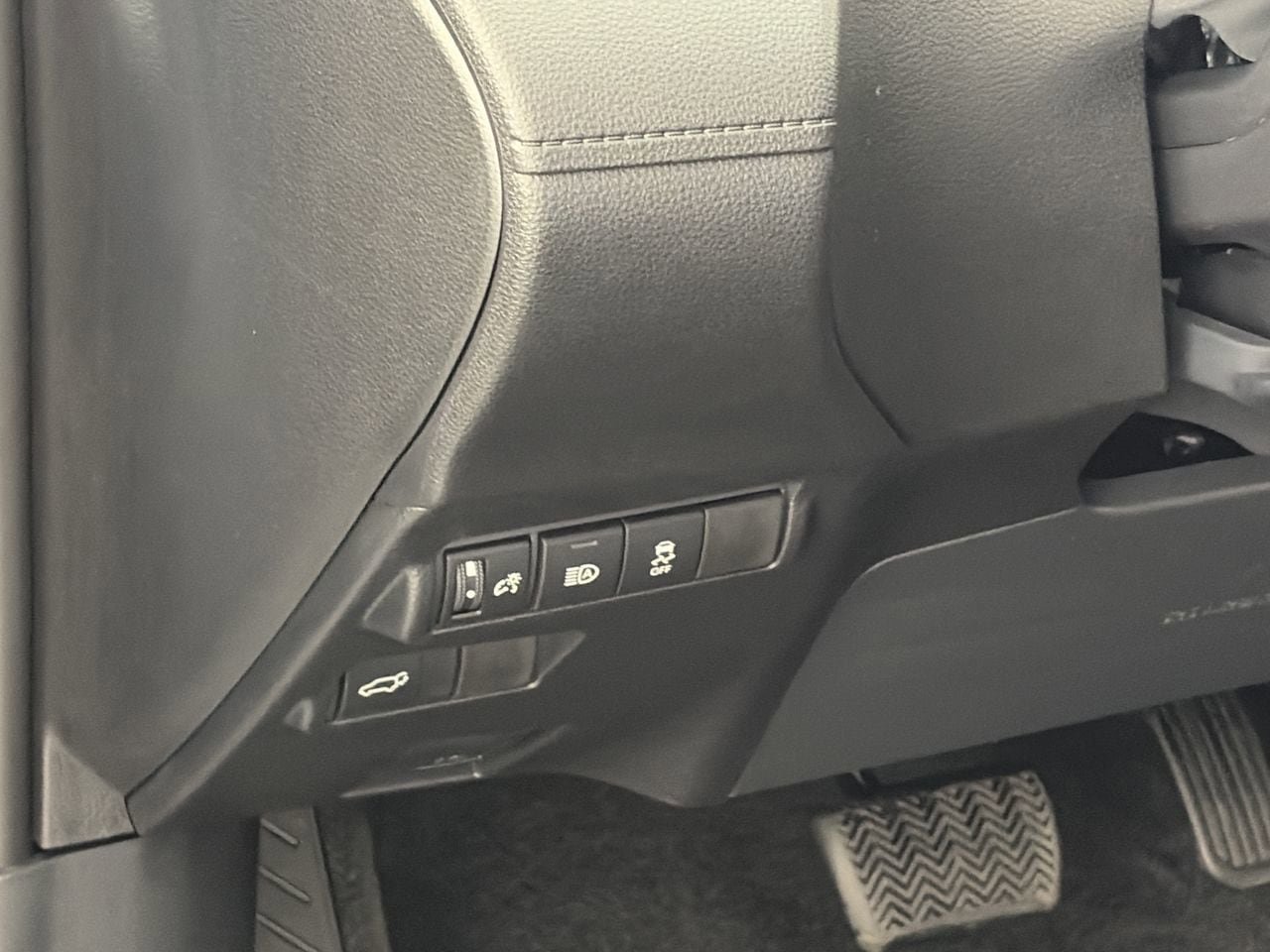 New 2026 Toyota Corolla Cross XLE FWD image 13