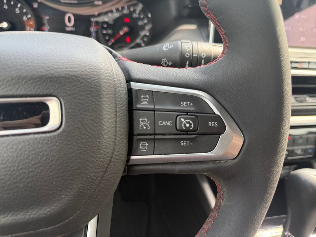 Used 2023 Jeep Compass Trailhawk w/ Trailhawk Convenience Group AWD/4WD image 35