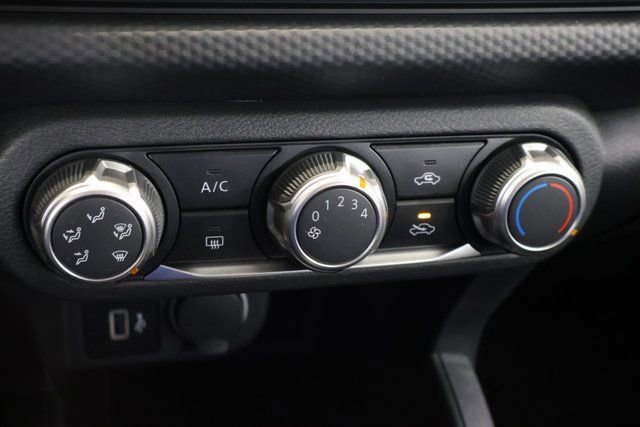 New 2025 Nissan Kicks Play S image 18