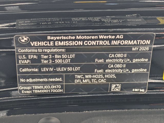 Used 2026 BMW X5 xDrive50e w/ Parking Assistance Package image 17