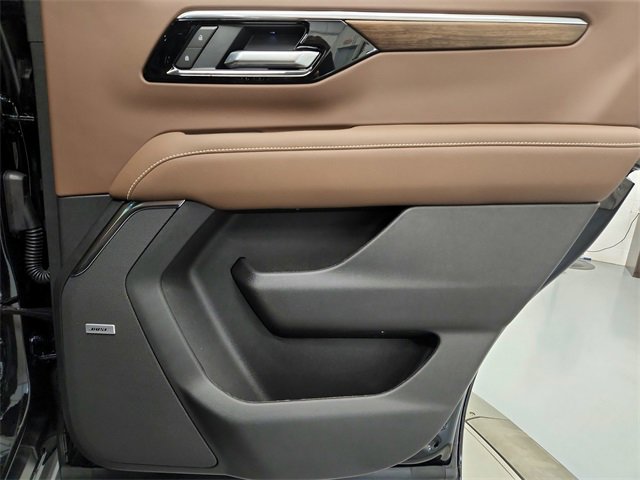 New 2026 Chevrolet Tahoe High Country w/ Sun And Tow Package image 31