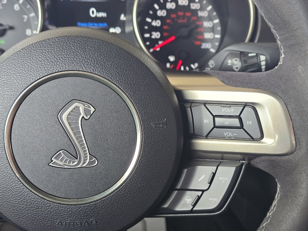 Used 2016 Ford Mustang Shelby GT350 w/ Technology Package image 14