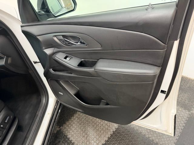 Used 2023 Chevrolet Traverse Premier w/ Redline Edition AWD/4WD image 41