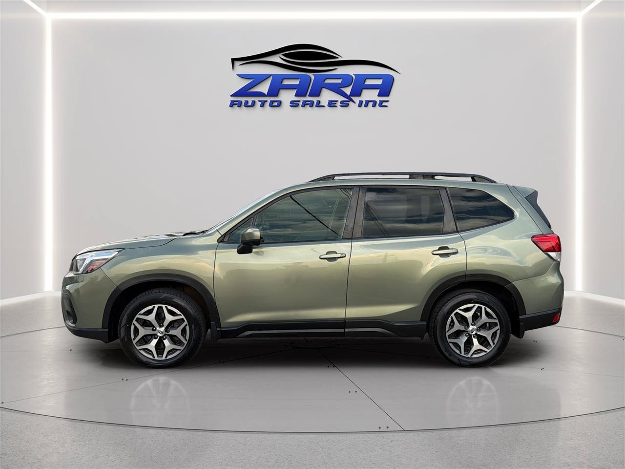 Used 2020 Subaru Forester Premium AWD/4WD image 4