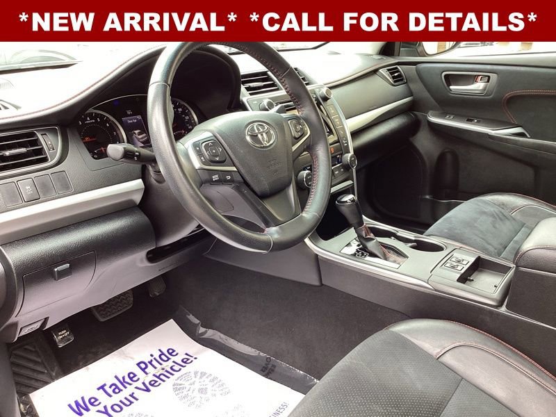 Used 2015 Toyota Camry XSE w/ Moonroof Package image 25