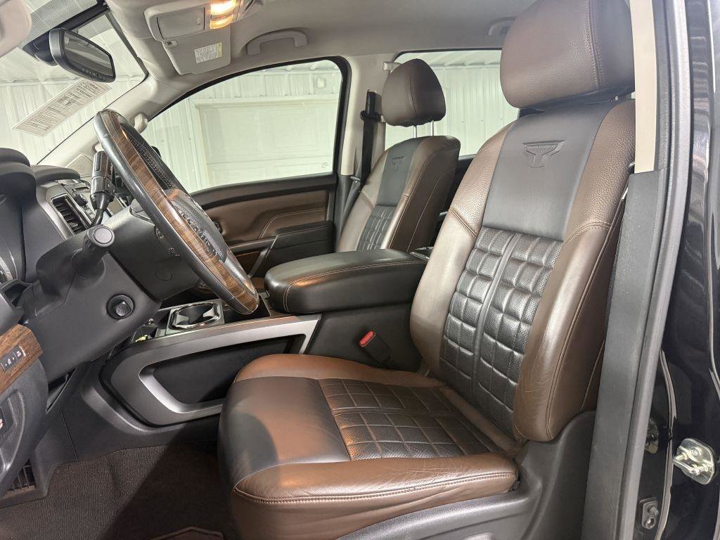 Used 2016 Nissan Titan Platinum Reserve AWD/4WD image 12