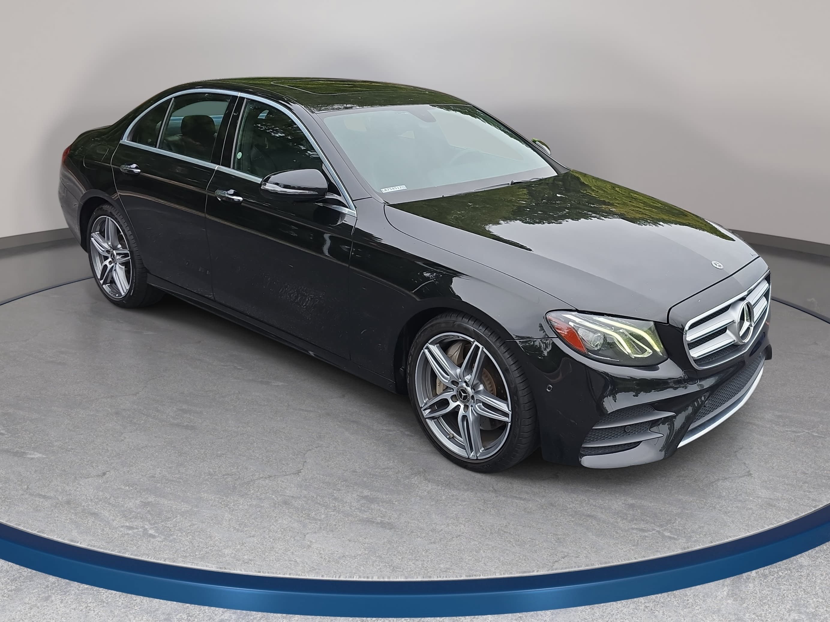 Used 2020 Mercedes-Benz E 350 Sedan image 3