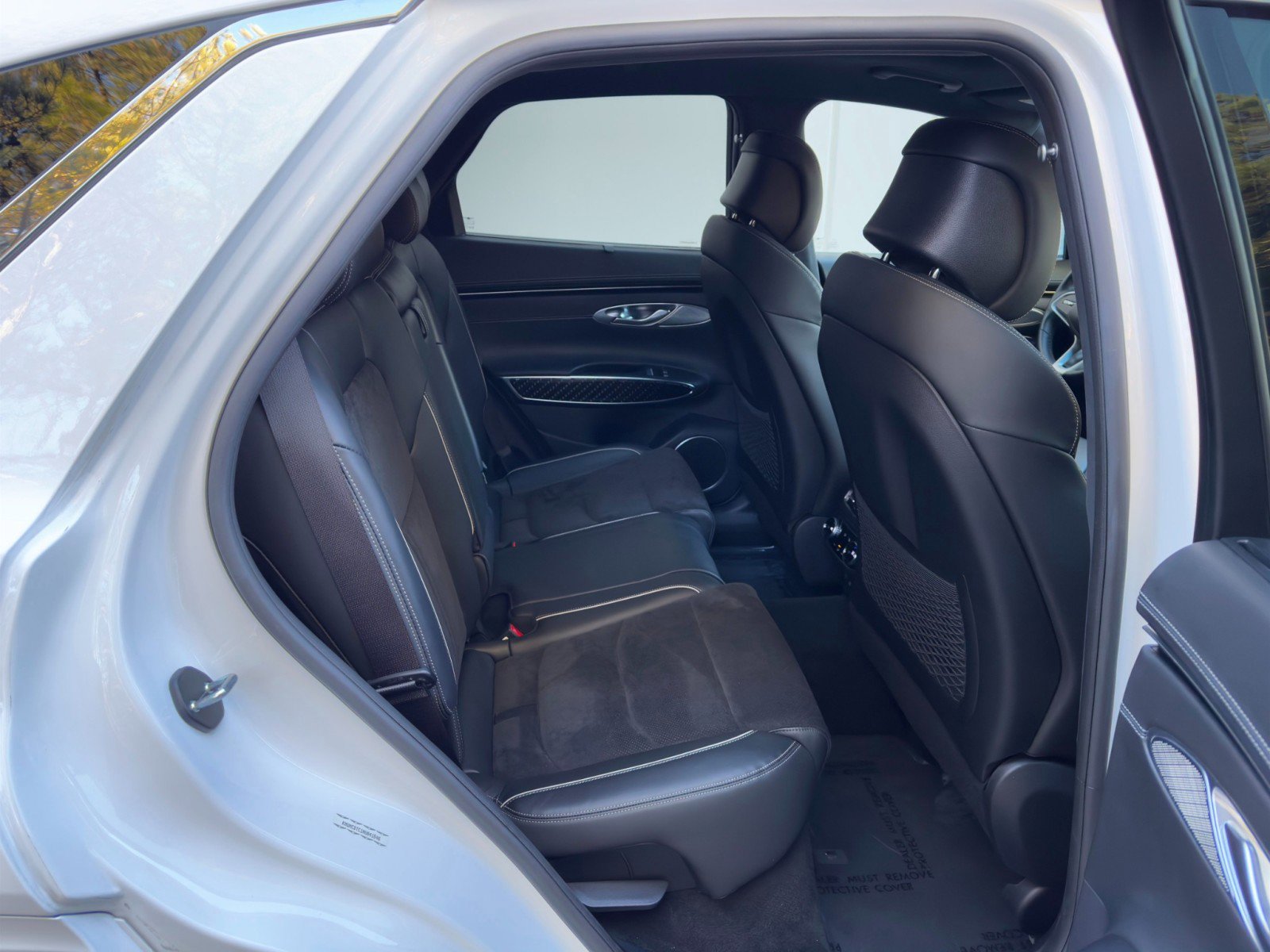 Used 2022 Genesis GV70 3.5T Sport w/ Sport Prestige Package image 44