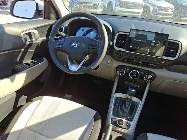 New 2026 Hyundai Venue SEL FWD image 9
