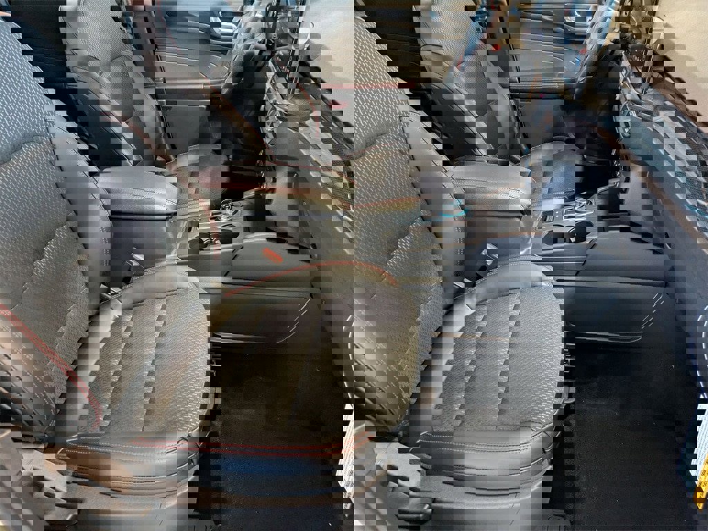 New 2026 Ford Escape ST-Line w/ Tech Pack #1 image 43