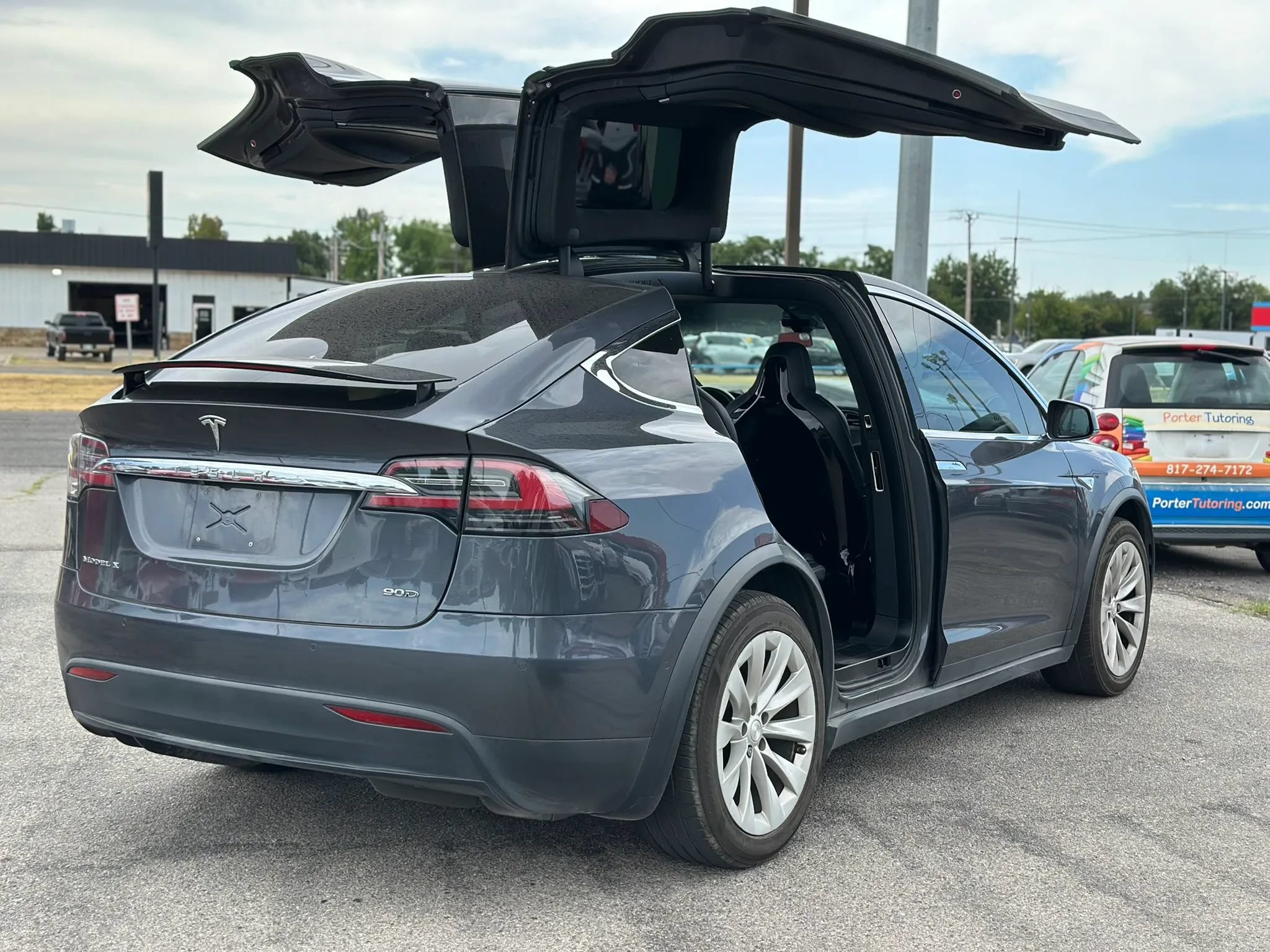 Used 2016 Tesla Model X 90D AWD/4WD image 6