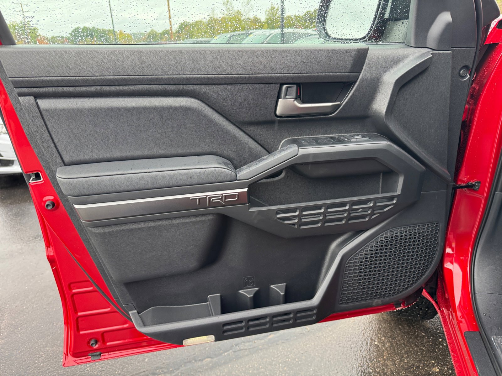 New 2025 Toyota Tacoma TRD Off-Road image 24