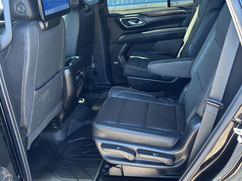 Used 2023 Chevrolet Tahoe High Country w/ Advanced Technology Package AWD/4WD image 10